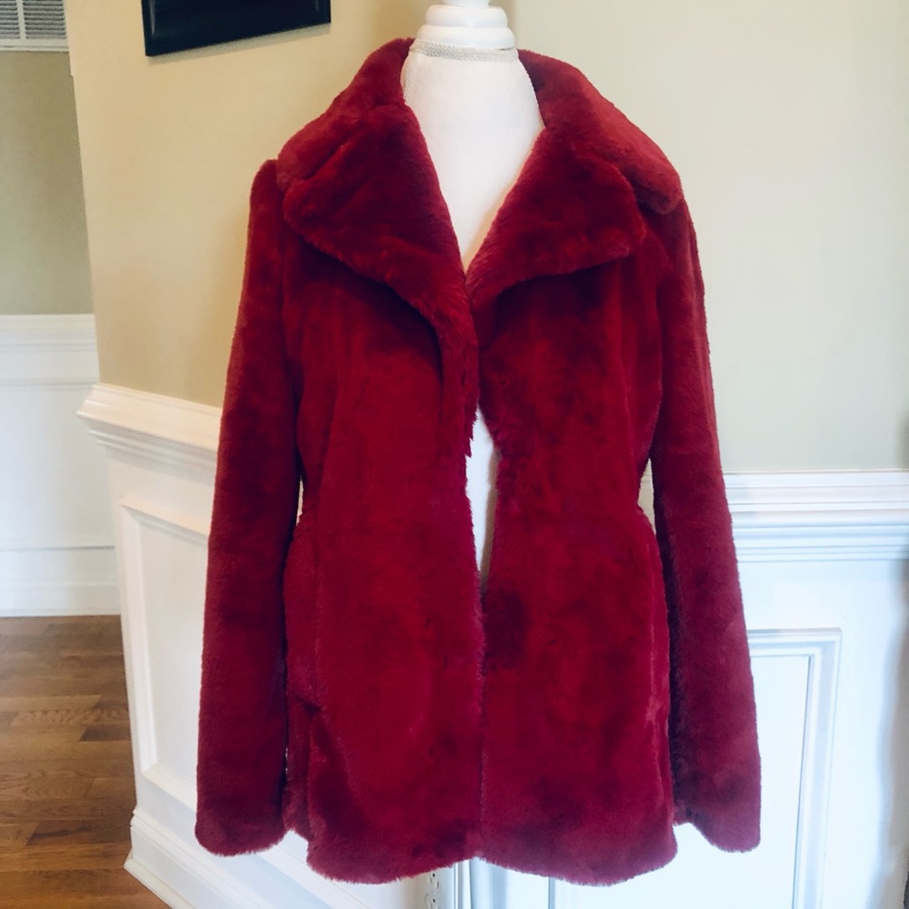 NWOT Rachel Zoe Faux Fur Coat. XS